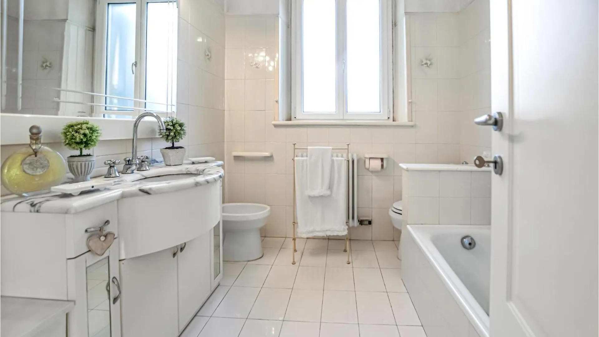 Gorgeous Apartment In Capezzano Pianore